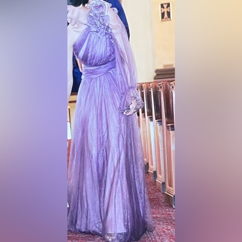 Lavender dress with stones on the shoulder